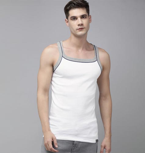 Men Pack of 2 Solid Pure Cotton Innerwear Vests